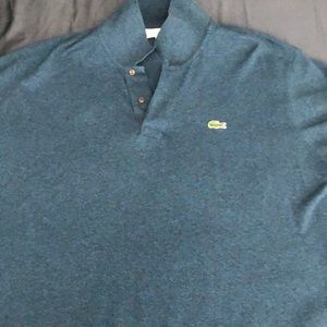 Blue Lacoste classic fit polo XXL. Very good condition. Only worn twice.